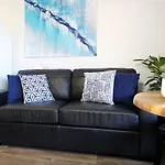 Apartments 521