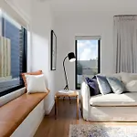 1 Beach House - Award-Winning Luxury 4 Bedroom Smart Home