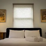 Retro Retreat