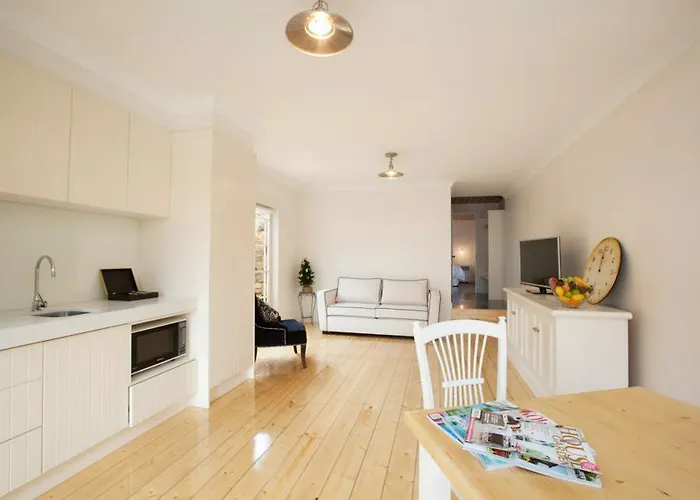 Apartment 35