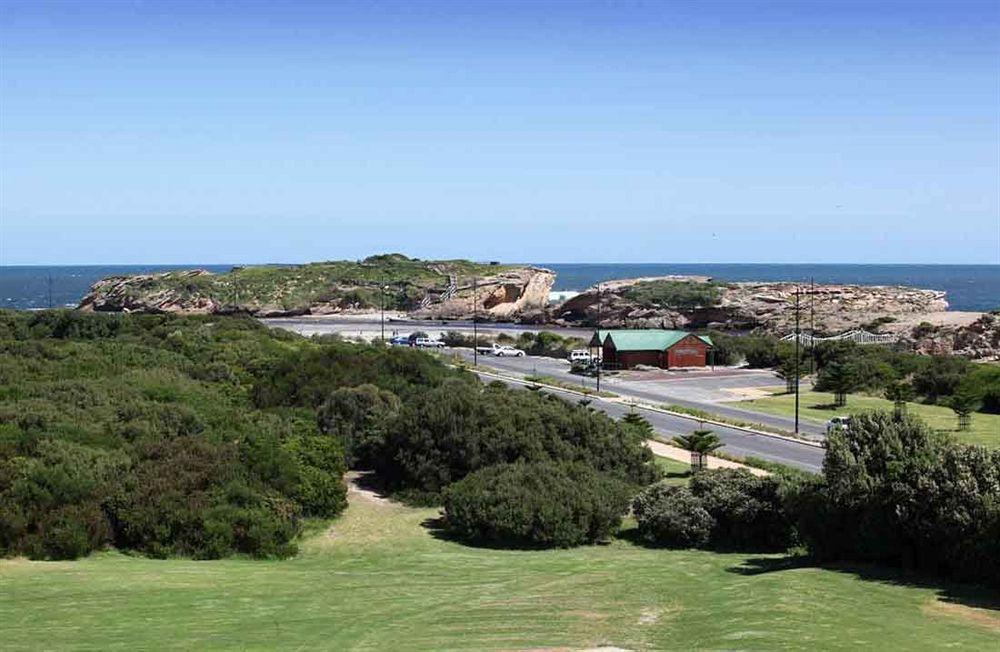 Lady Bay 4*