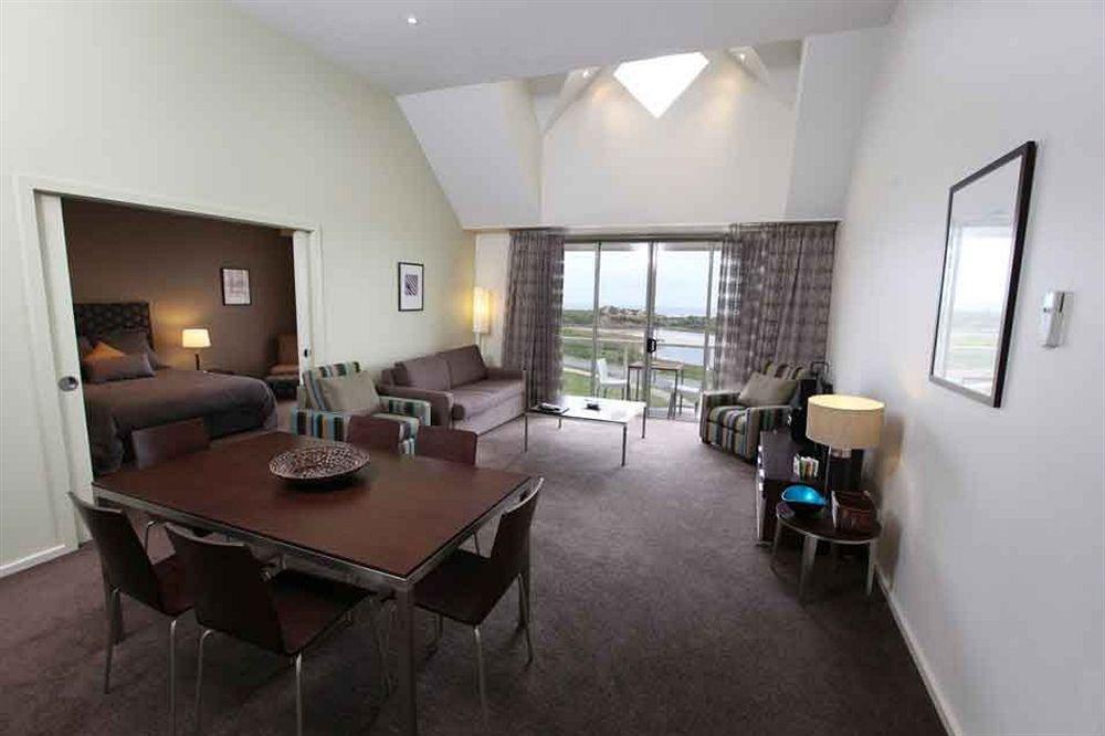 Lady Bay Resort