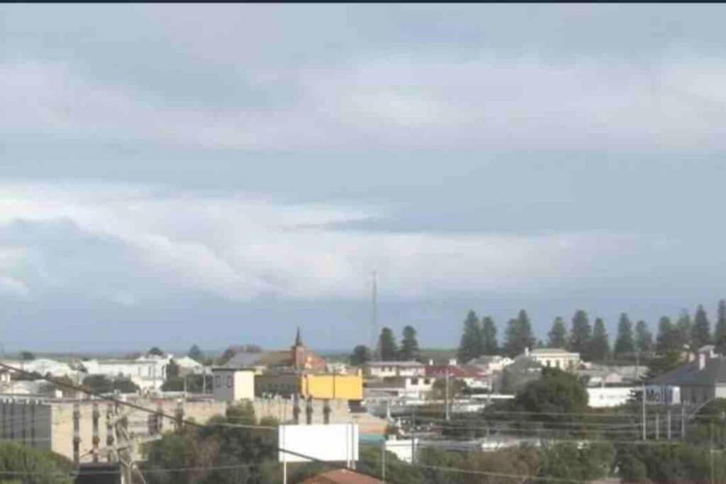 Pet Friendly Central In The Heart Of Town Warrnambool