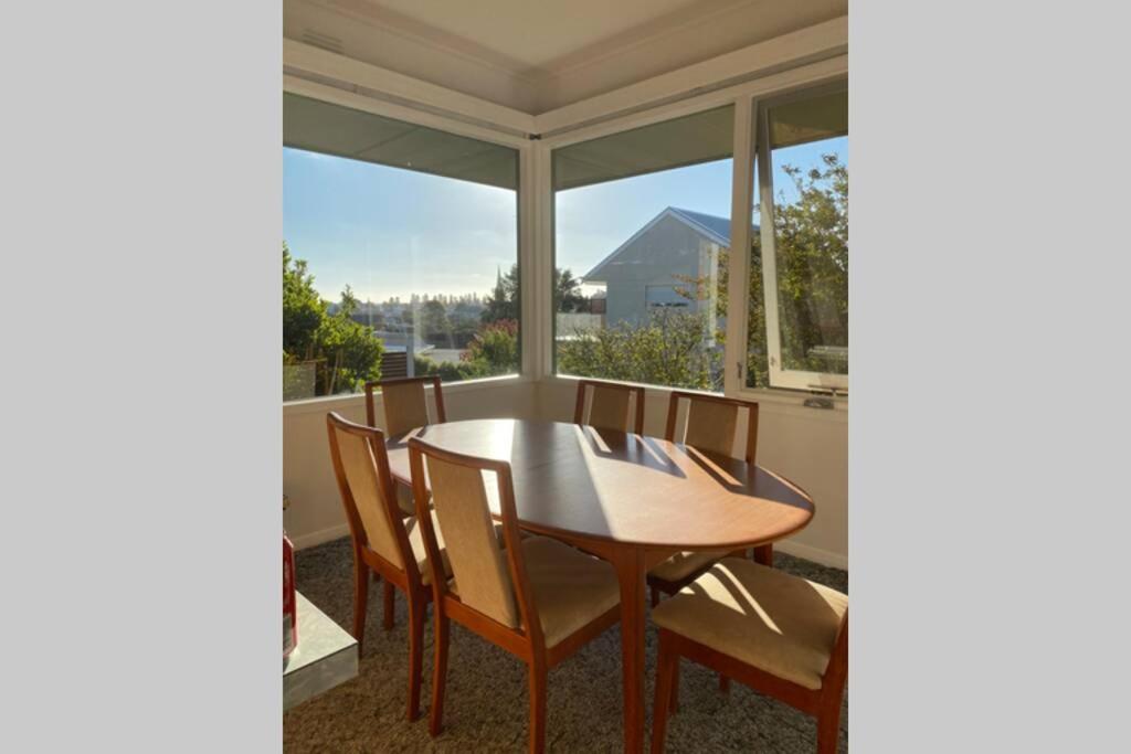 Pet Friendly Central In The Heart Of Town