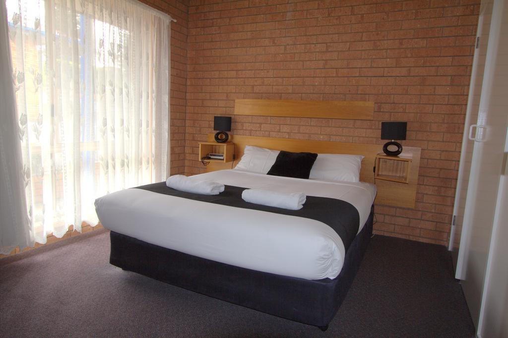 Aparthotel Blue Whale Motor & 3*
