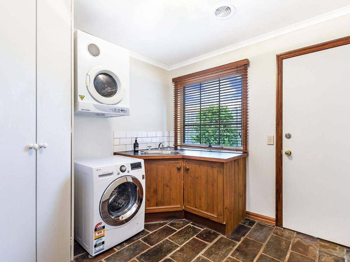 Comfort On Conns Warrnambool