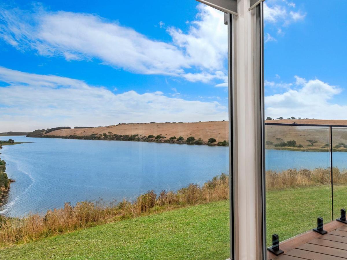 River Reveal Holiday home