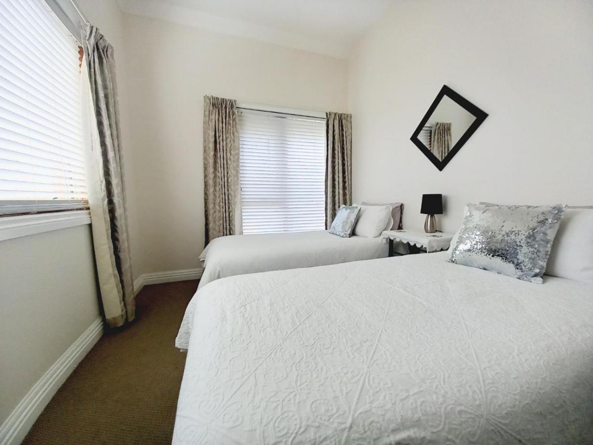 Ocean Aspect And To Cbd - Cosheirm On Merri Apartment