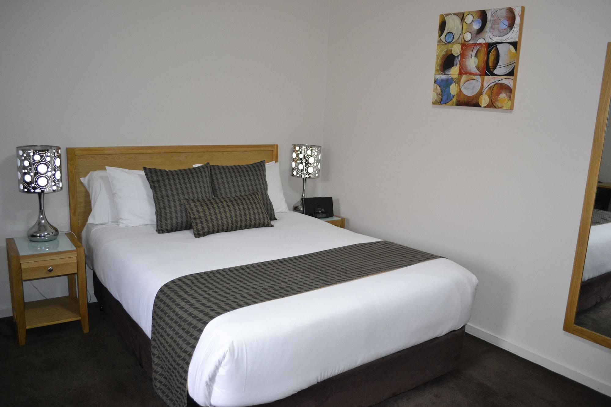 Hotel Mid