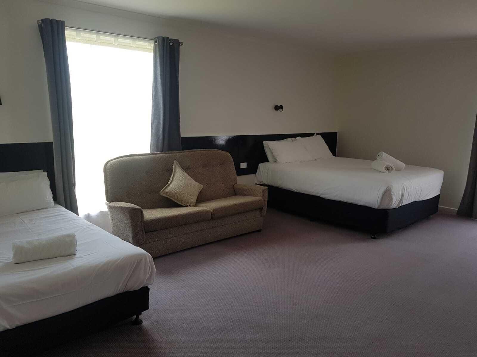 Gateway Motor Motel 3*