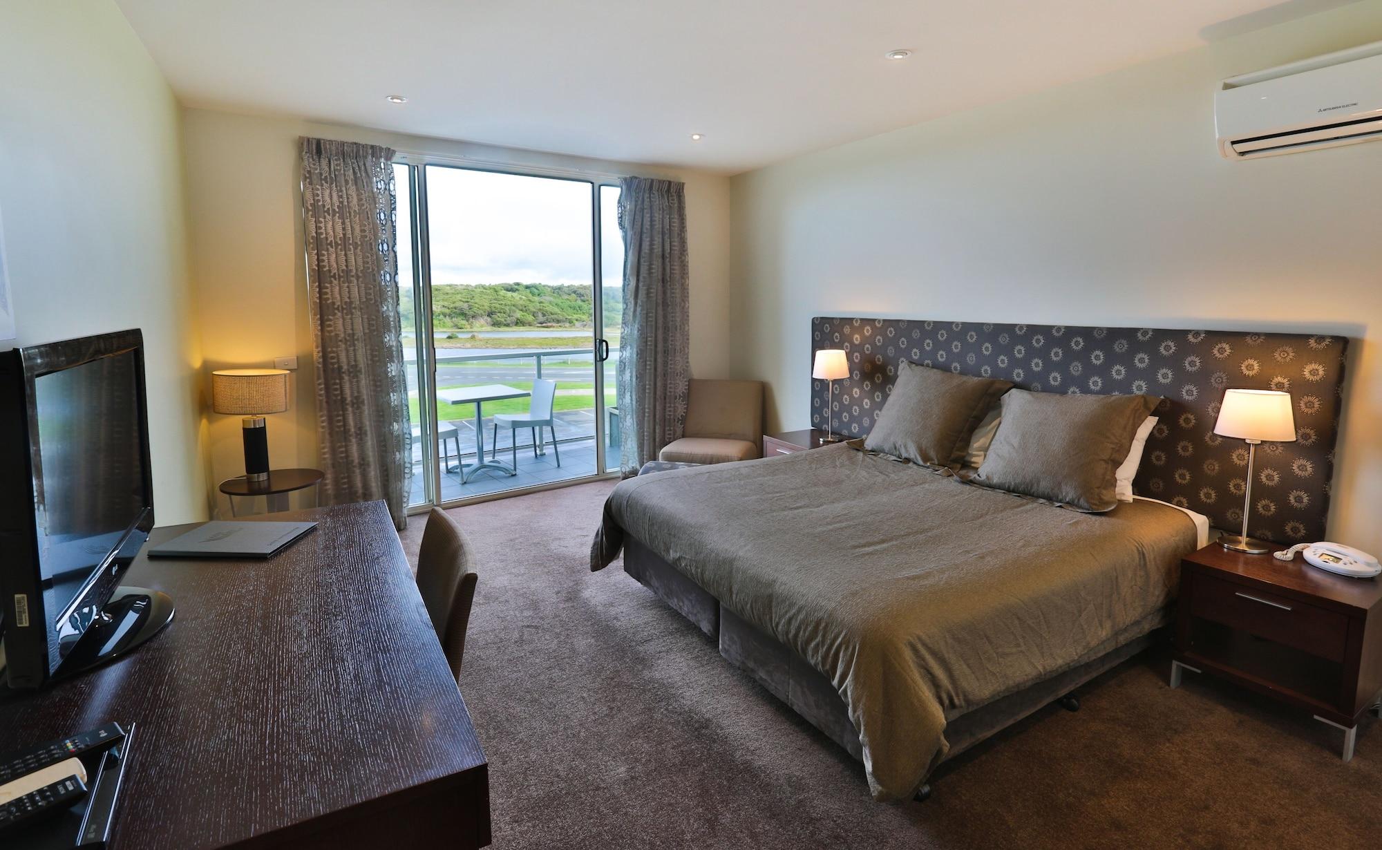 Resort Lady Bay
