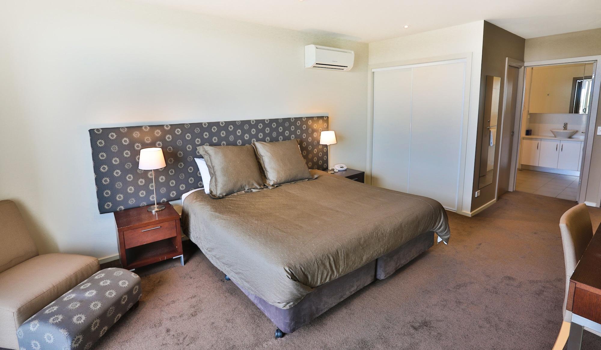Lady Bay Resort 4*