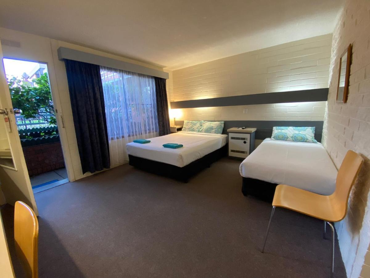 Mahogany Motel 3*