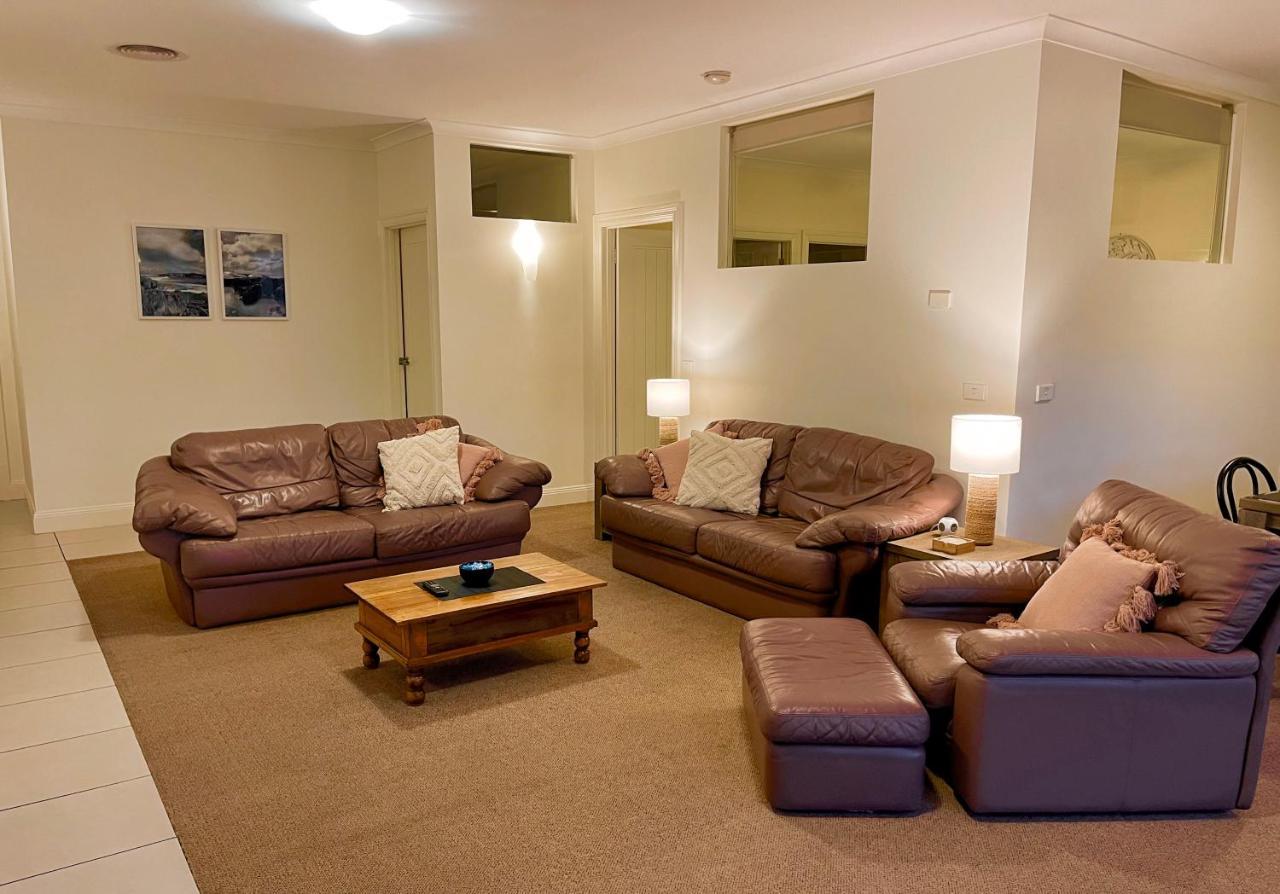 Austral Place 88 Via Merri River