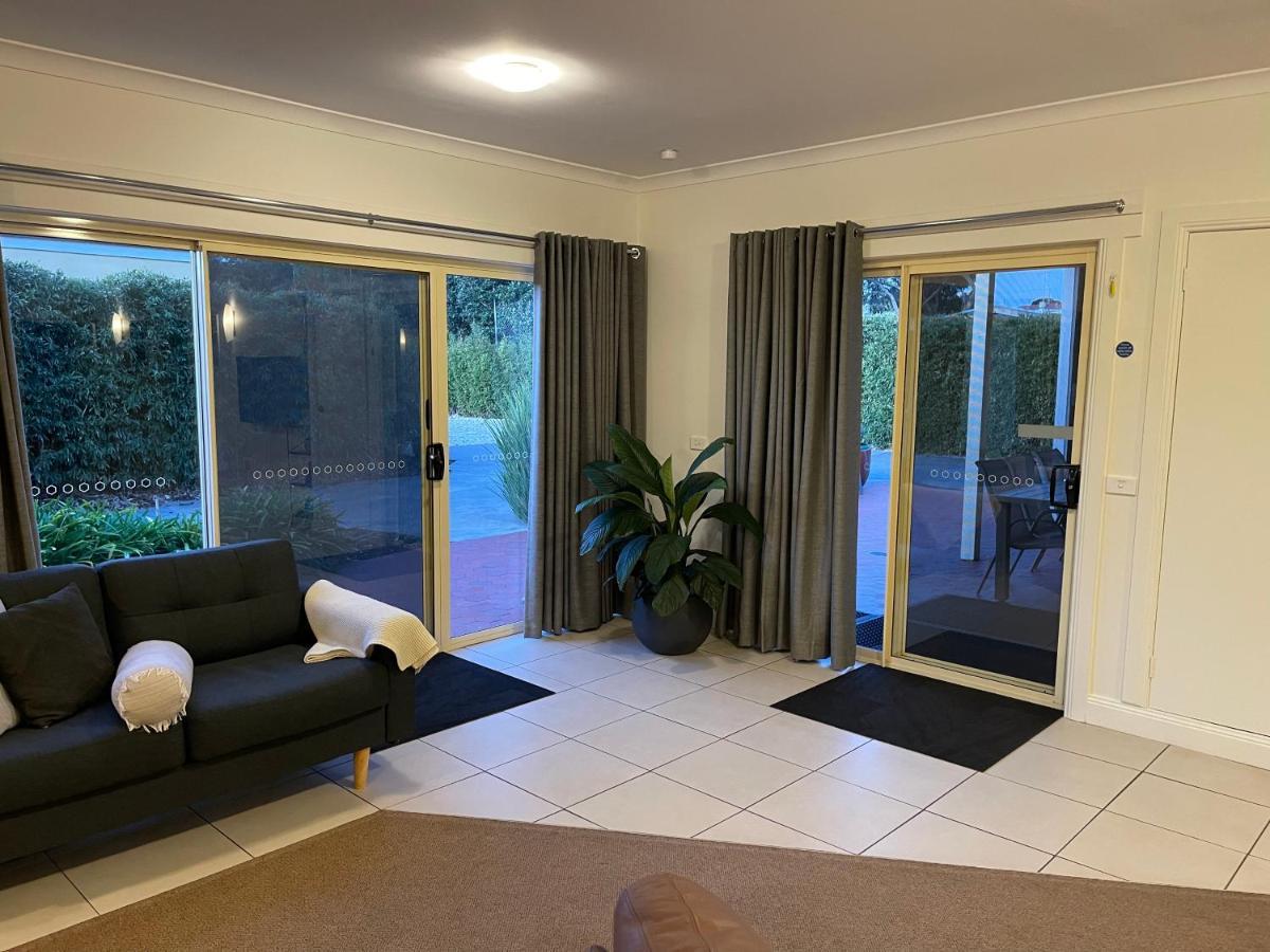 Austral Place 88 Via Merri River Warrnambool