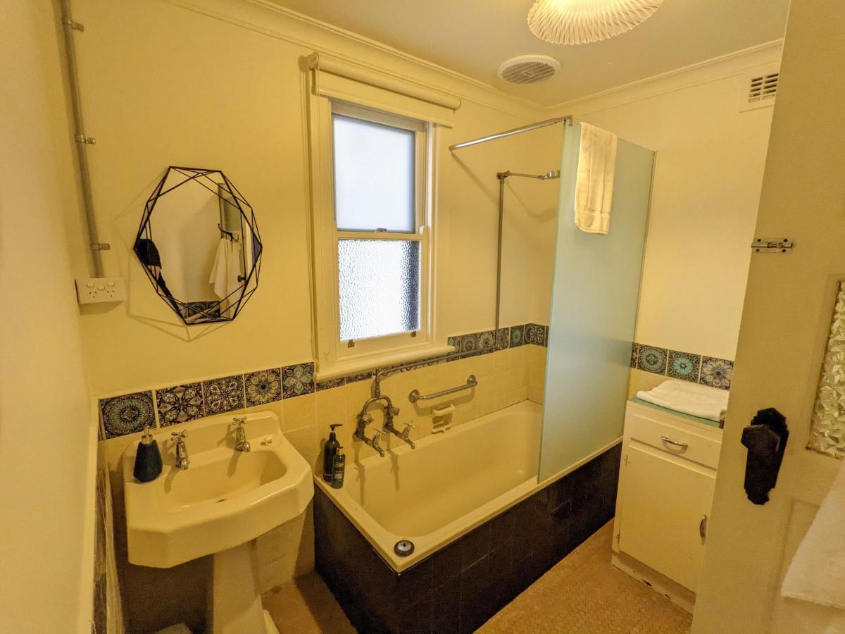 The F Project - Whole House Holiday home Warrnambool