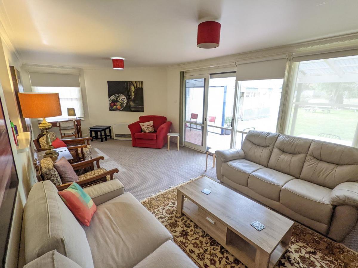 Holiday home The F Project - Whole House Warrnambool