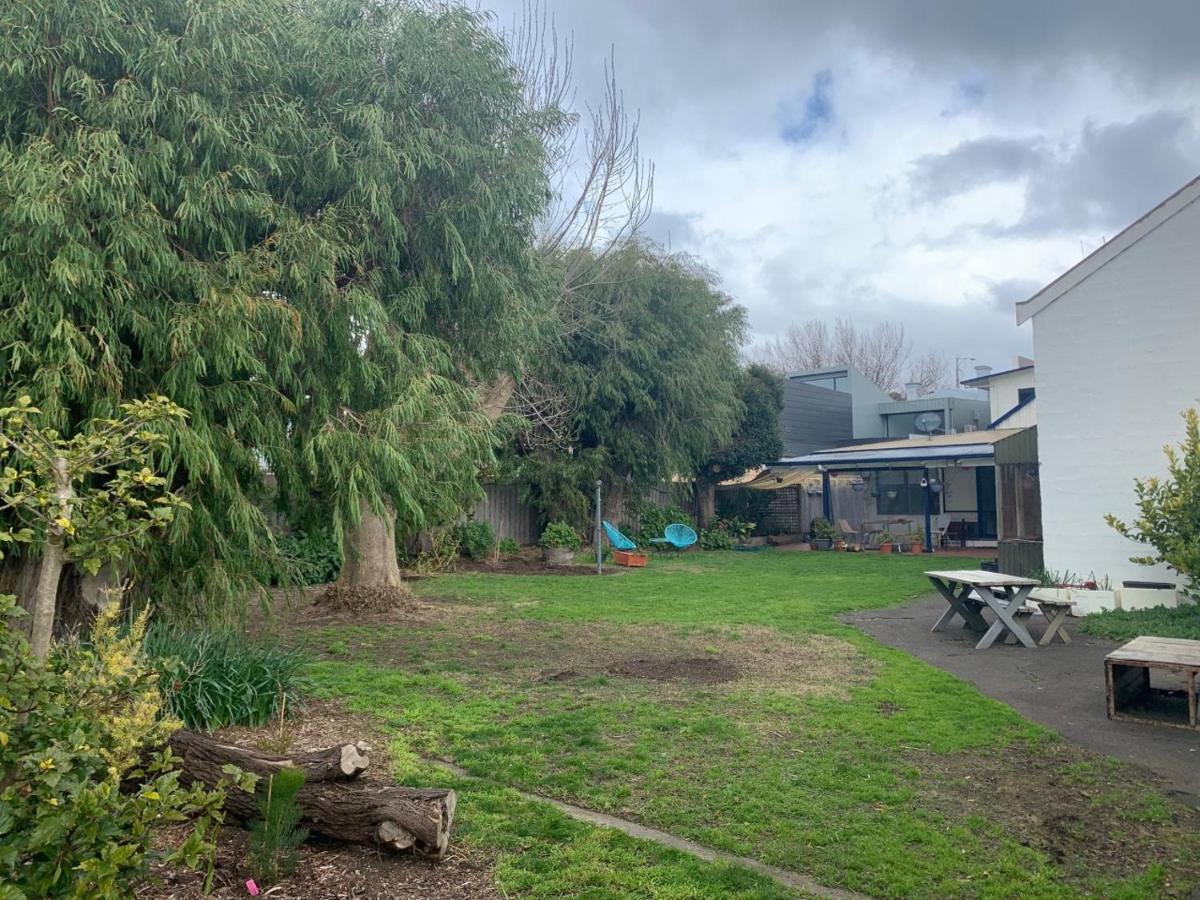 The F Project - Whole House Holiday home Warrnambool