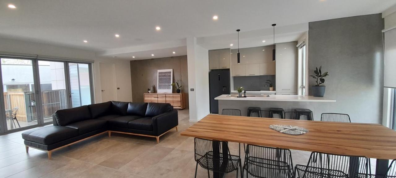 Holiday home Impressive House Warrnambool