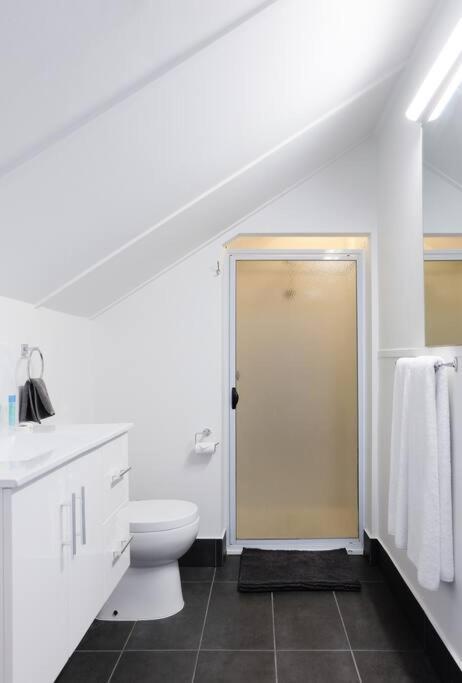 May Races Group House - City Centre Warrnambool