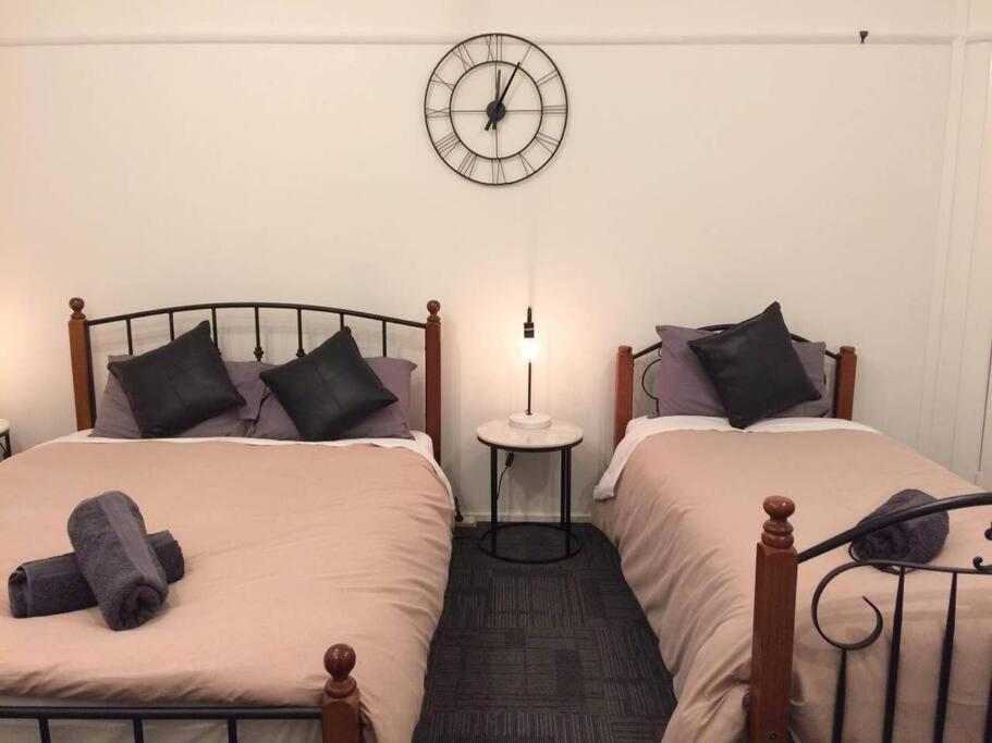 May Races Group House - City Centre Holiday home Warrnambool