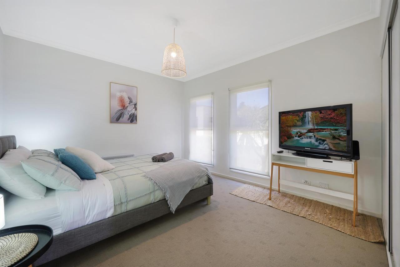 Hillside - Family Orientated Holiday home Warrnambool
