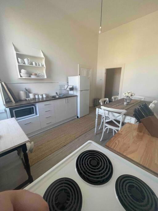 The Grayce Place. * Warrnambool