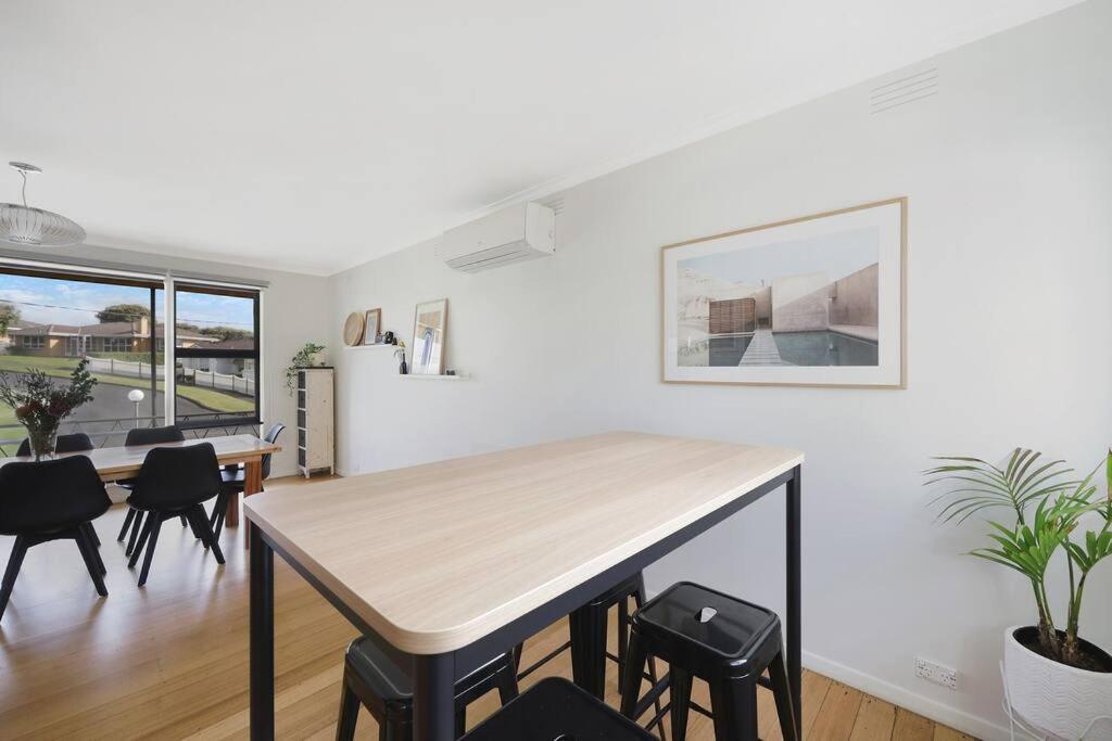 Southern Ocean Retreat * Warrnambool