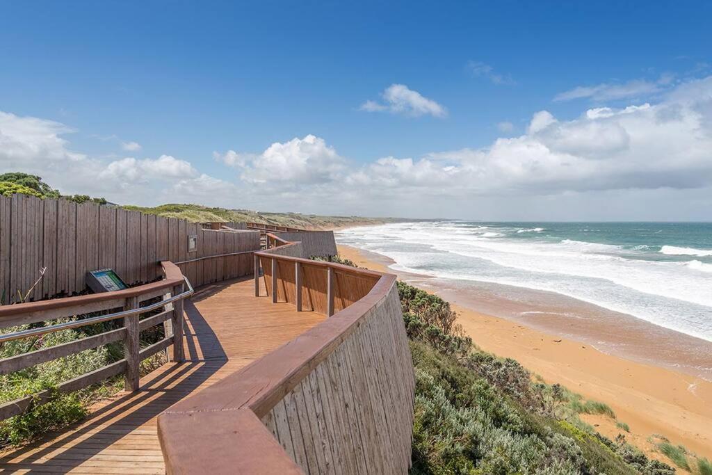 Logans - Beachhouse Warrnambool
