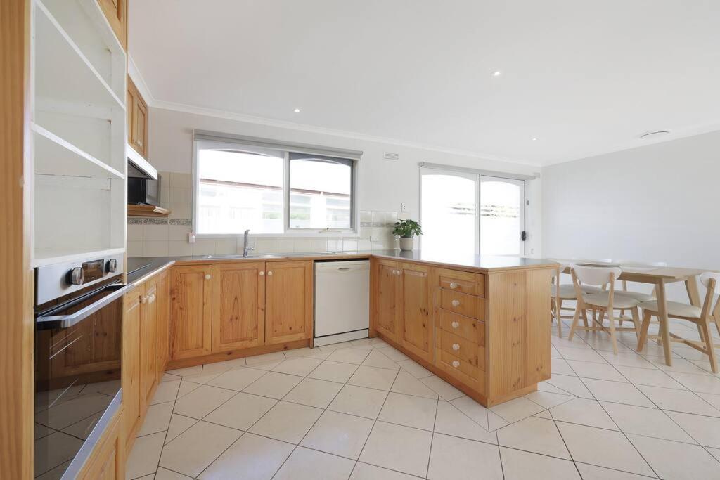Holiday home Logans - Beachhouse Warrnambool