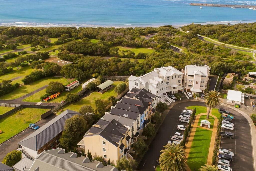 The Bay - Luxury By The Sea Apartment Warrnambool