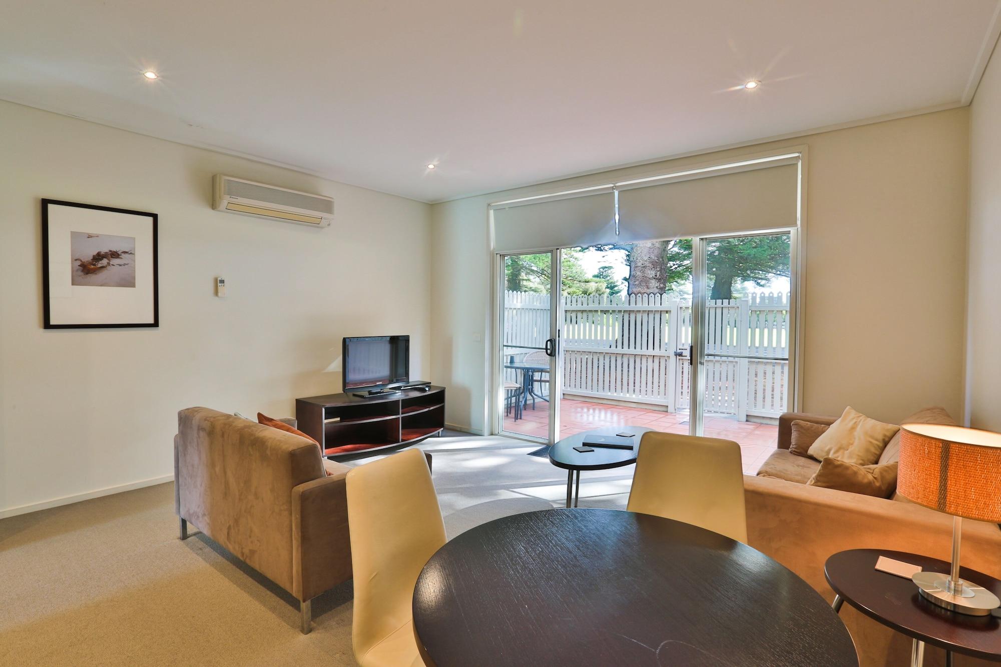 Lady Bay Resort 4*