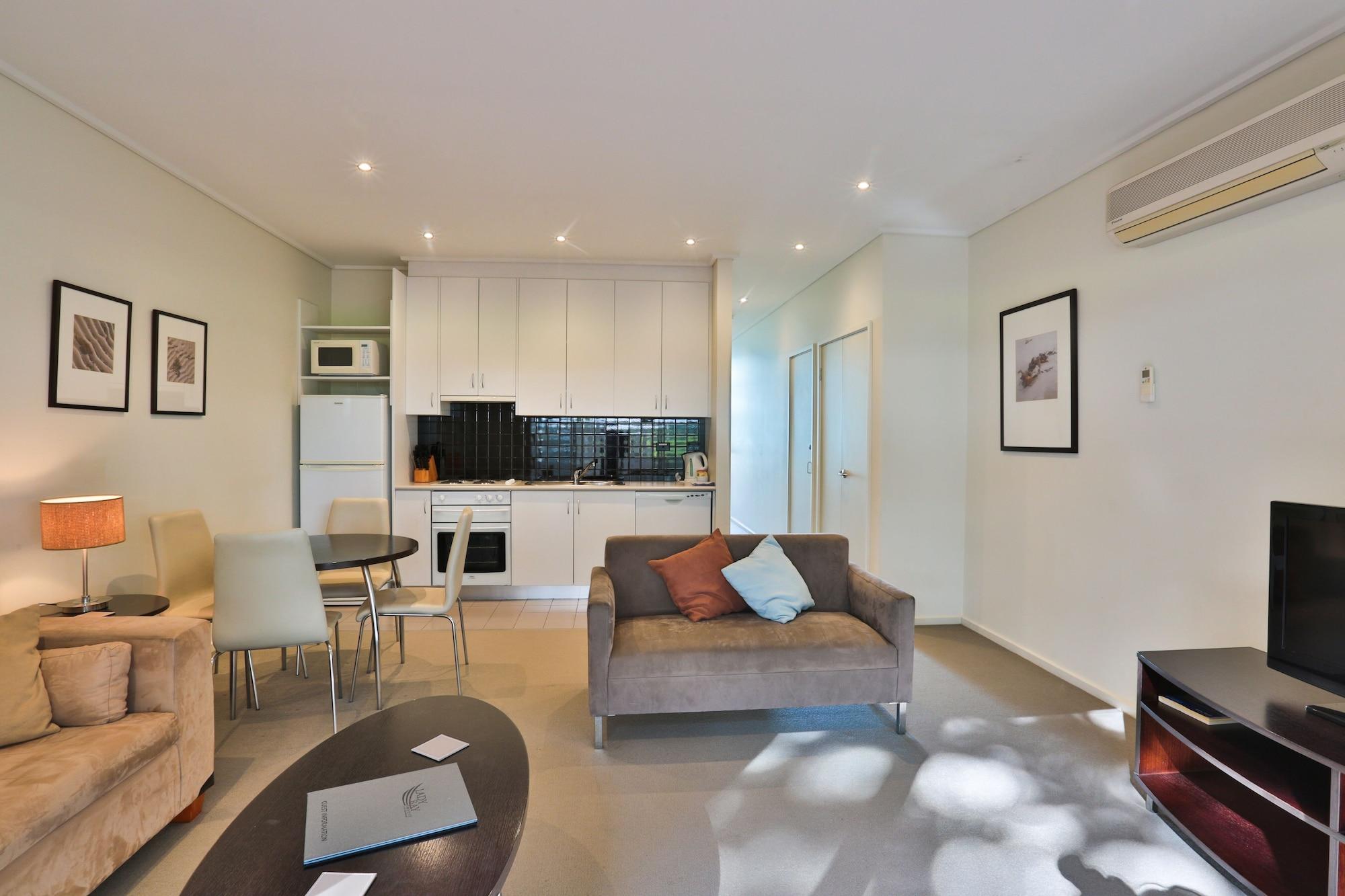 Resort Lady Bay 4*