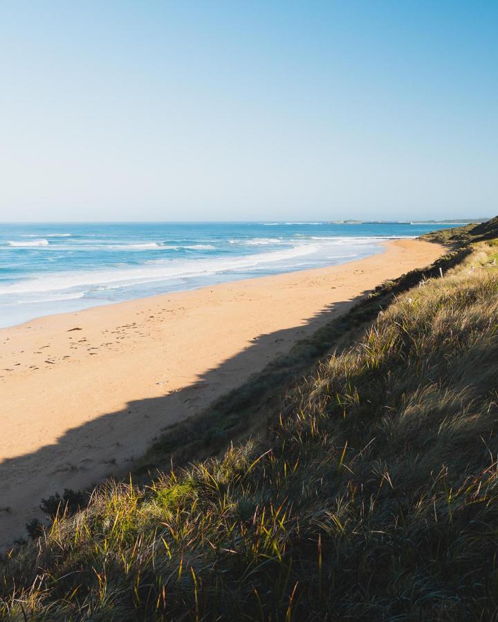 1 House - Award-winning Luxury 4 Bedroom Smart Holiday home Warrnambool