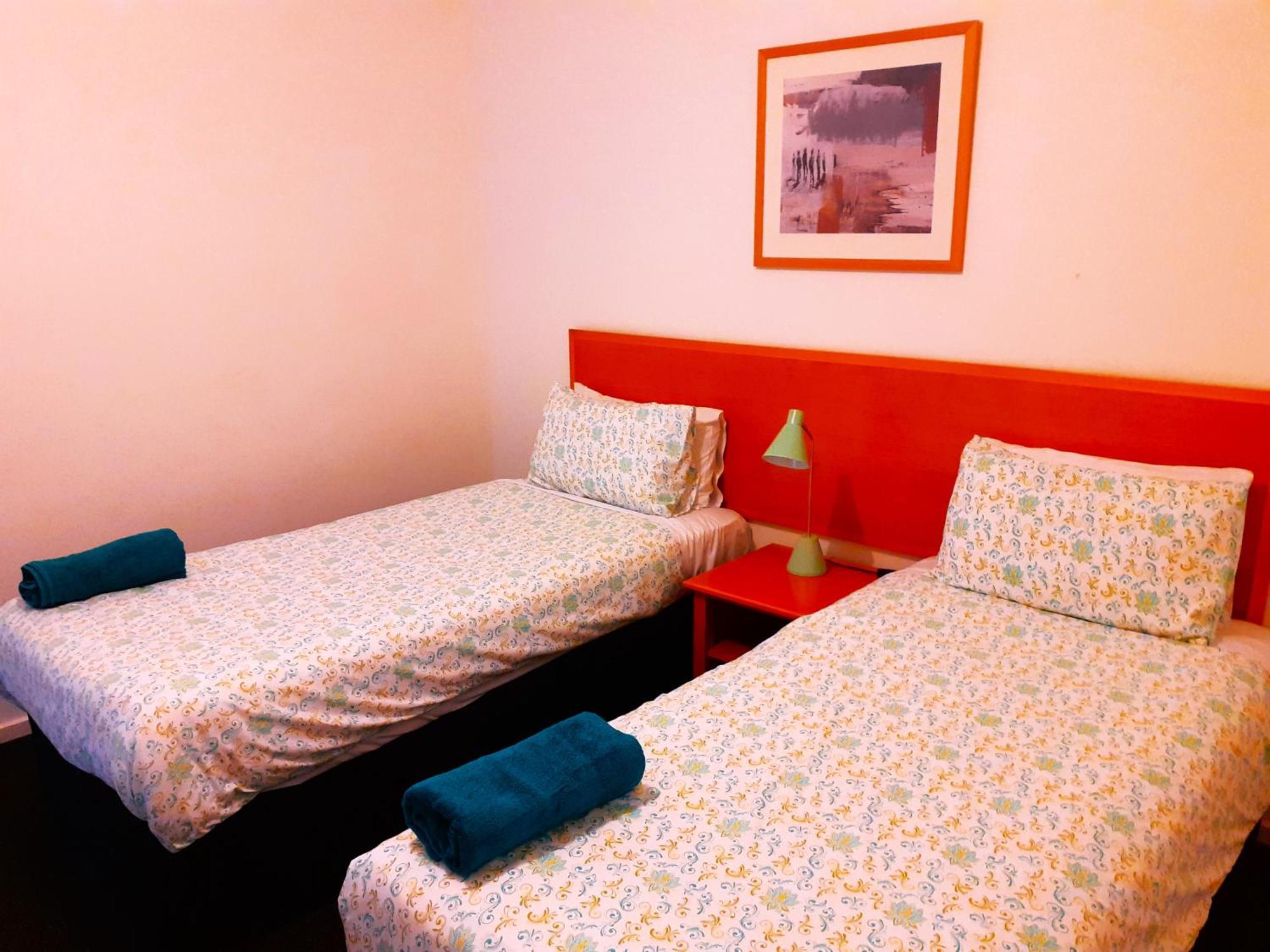 Apartment 24 Gillies St *