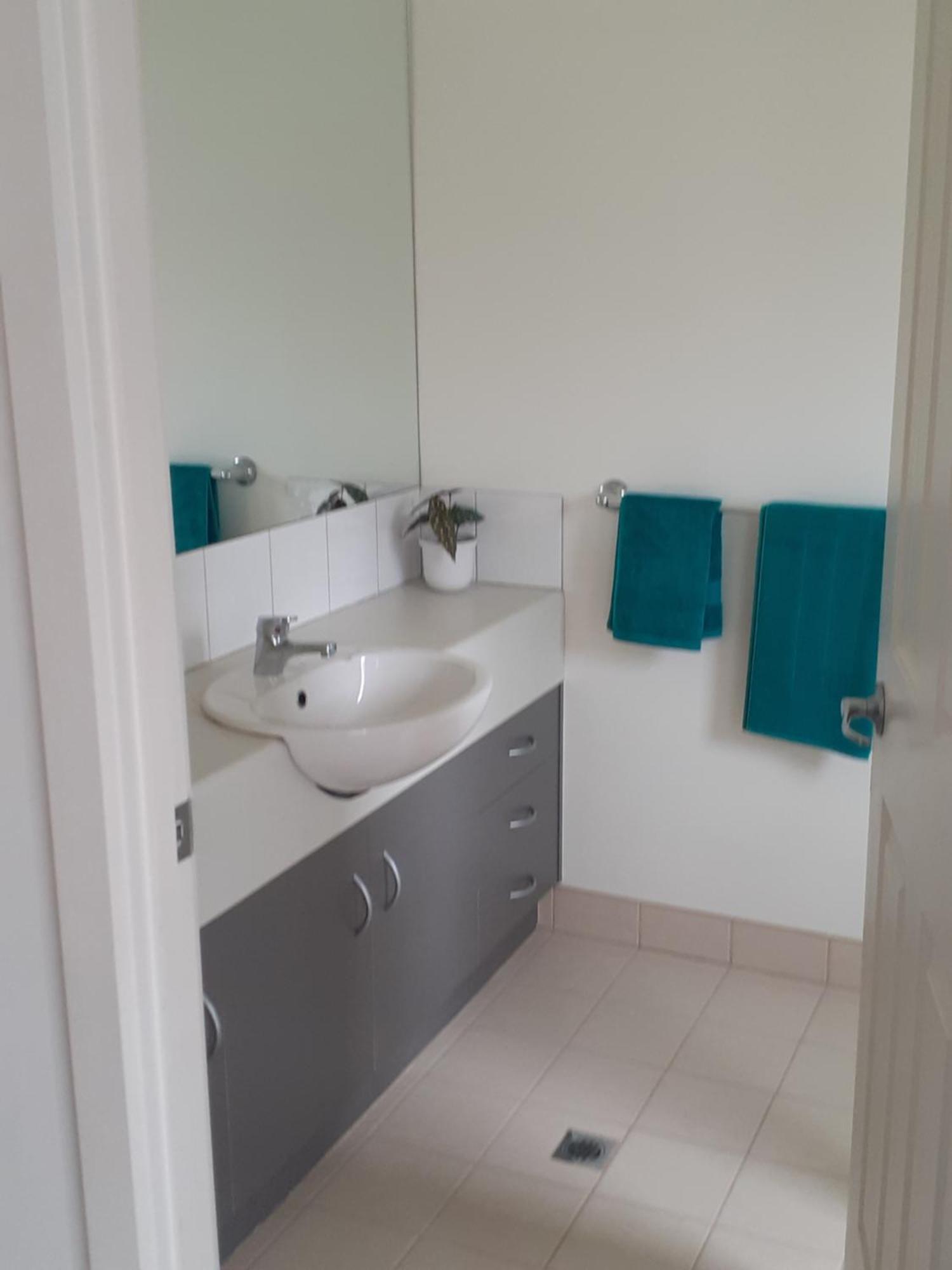 Apartment 24 Gillies St *