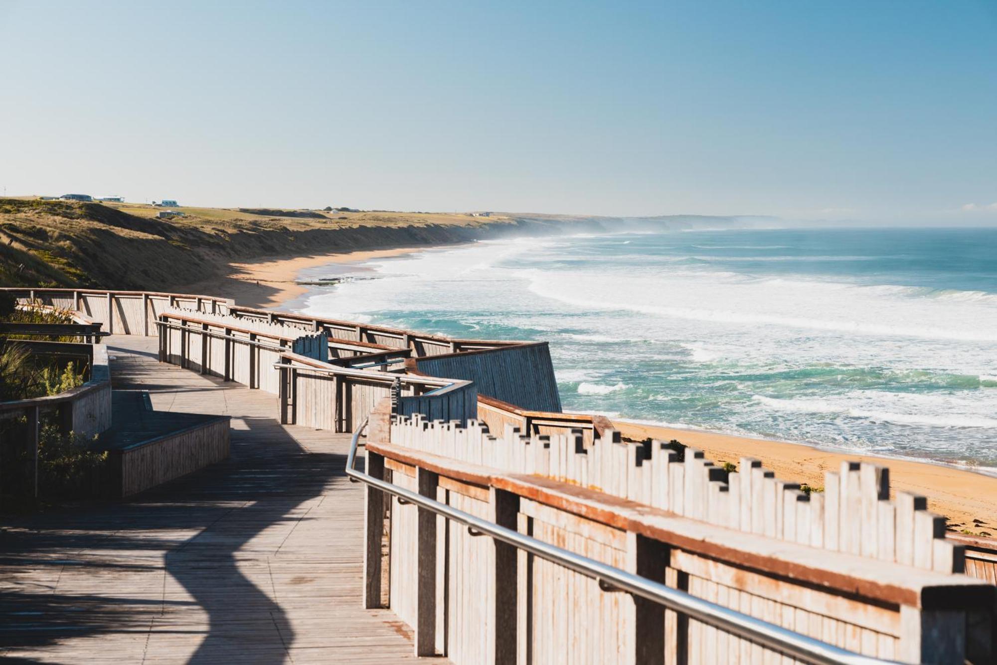 1 House - Award-winning Luxury 4 Bedroom Smart * Warrnambool