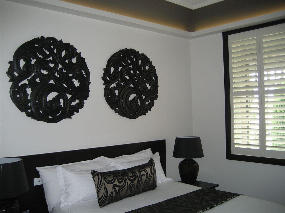 Gallery Aparthotel 4*