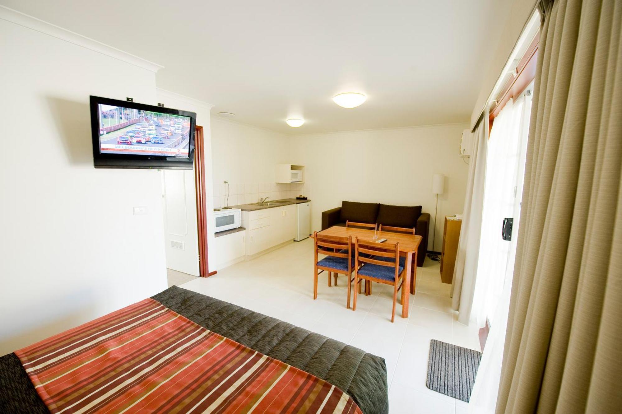 Redwood Manor Warrnambool