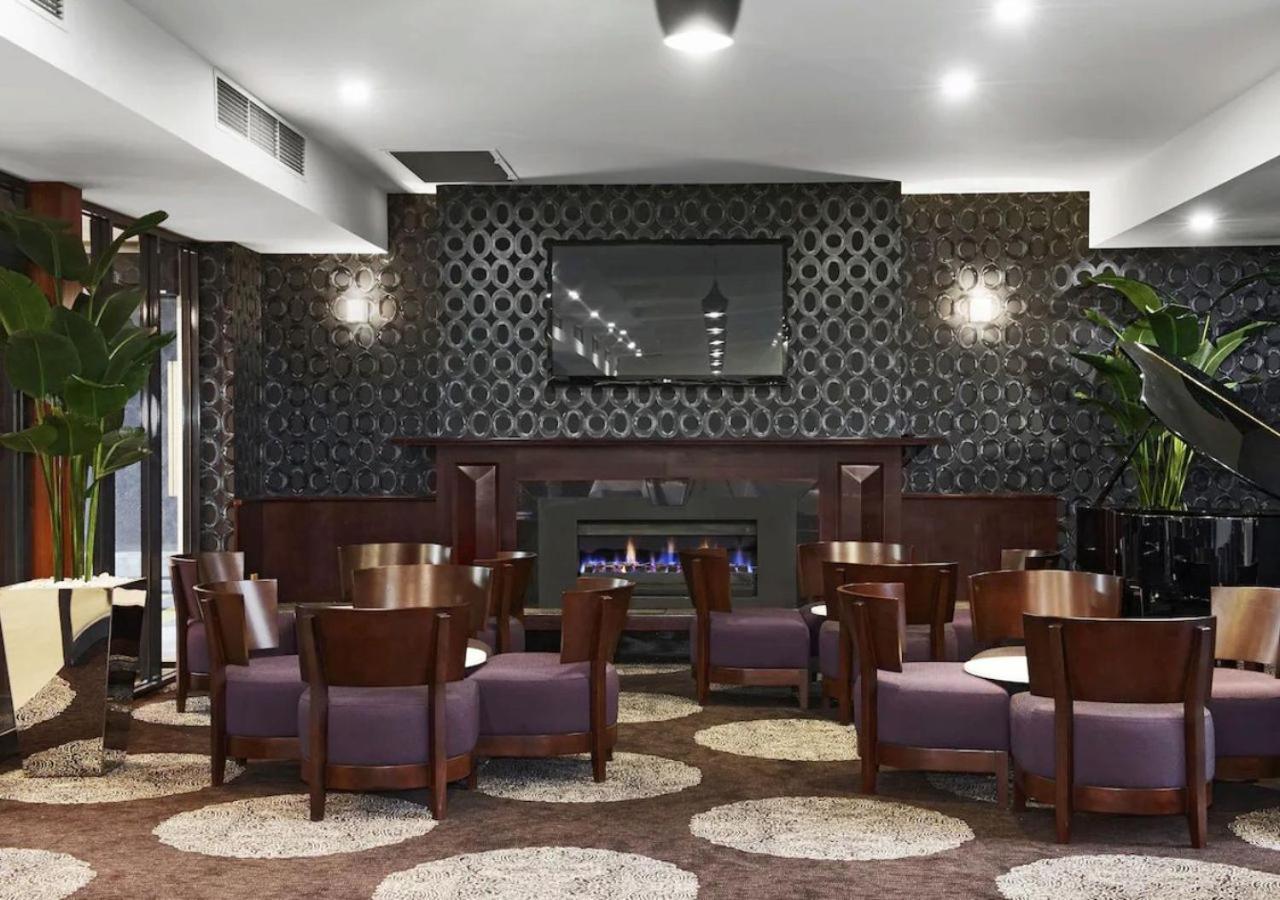 Mid Hotel Warrnambool