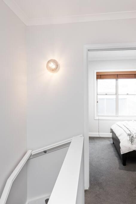 Mickle Townhouse, Steps To Cbd *