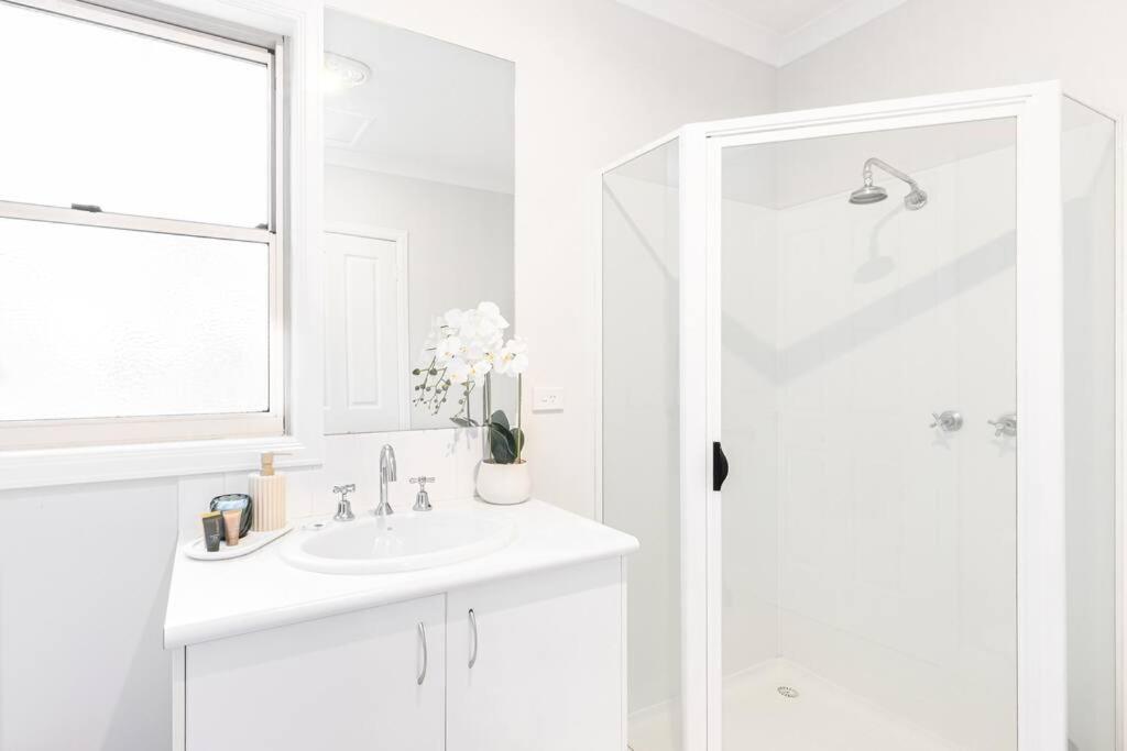 Mickle Townhouse, Steps To Cbd Apartment *