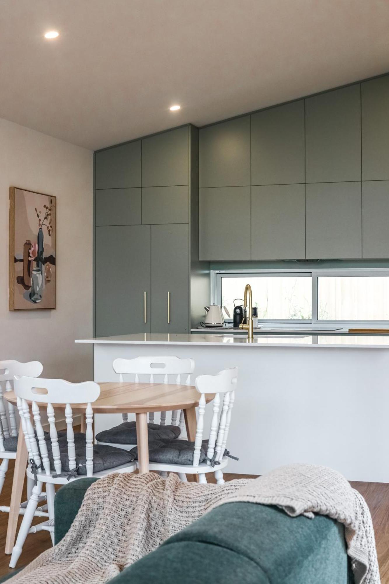 Hideaway-close To Everything Holiday home Warrnambool