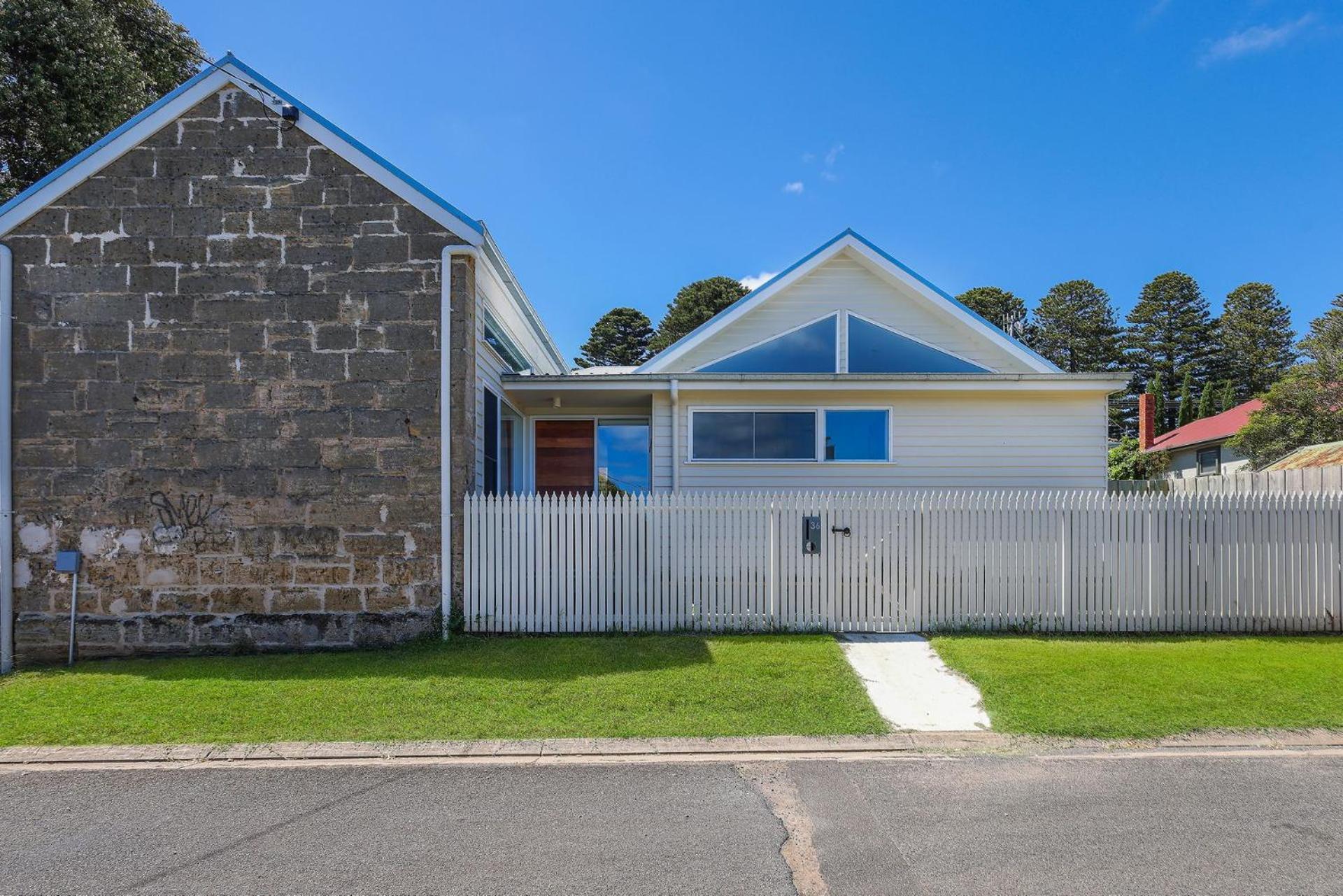 Holiday home The Sunshine House