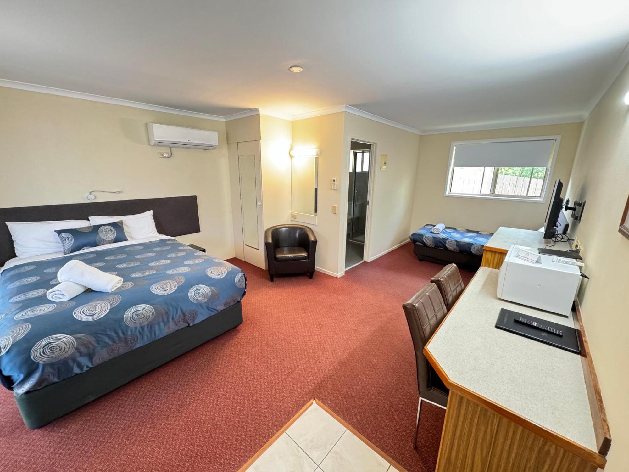 Aparthotel Blue Whale Motor & 3*