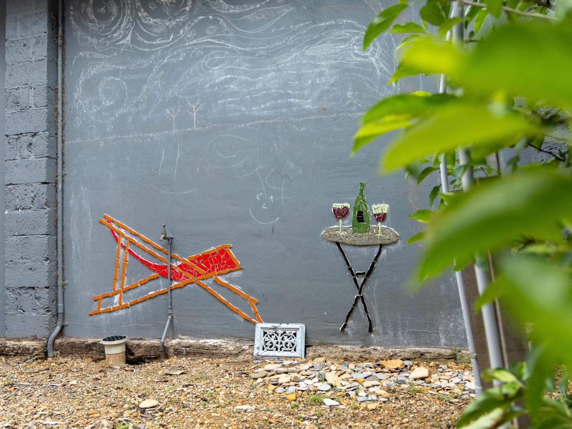 Retro Retreat *