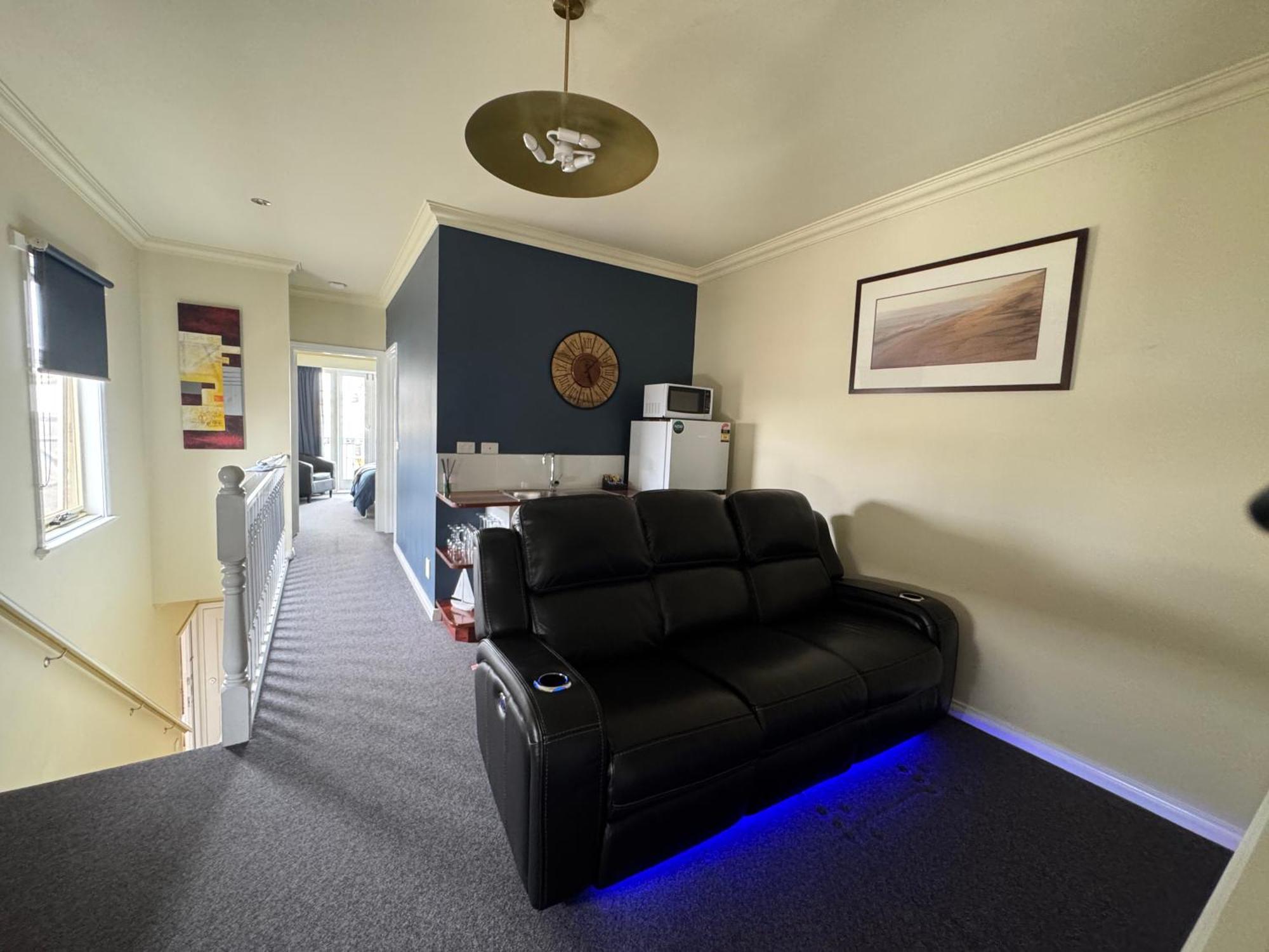 Banyan Place Aparthotel 4*