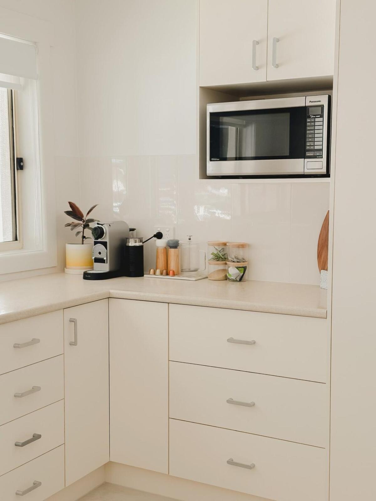 Honey Flower House - Cbd, Hospital, Beach & Train Warrnambool