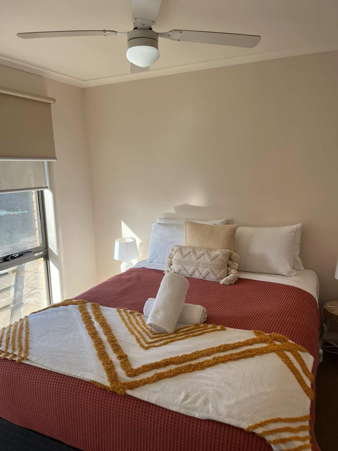 Hopkins View Apartment