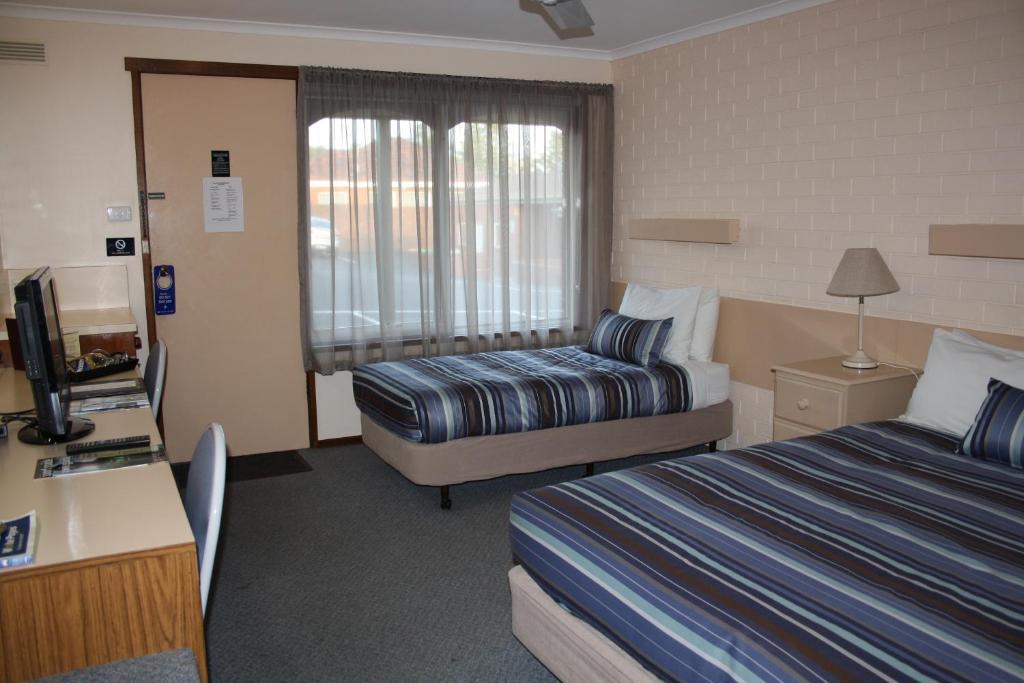 Raglan Motor Motel